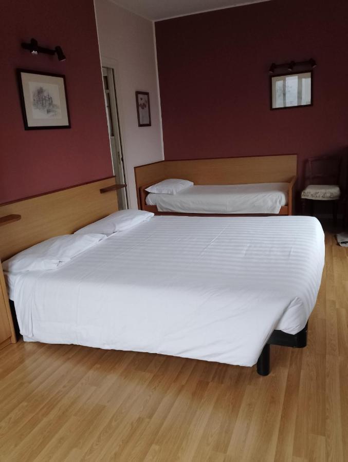 Balcone Fiorito Bed & Breakfast Menaggio Luaran gambar