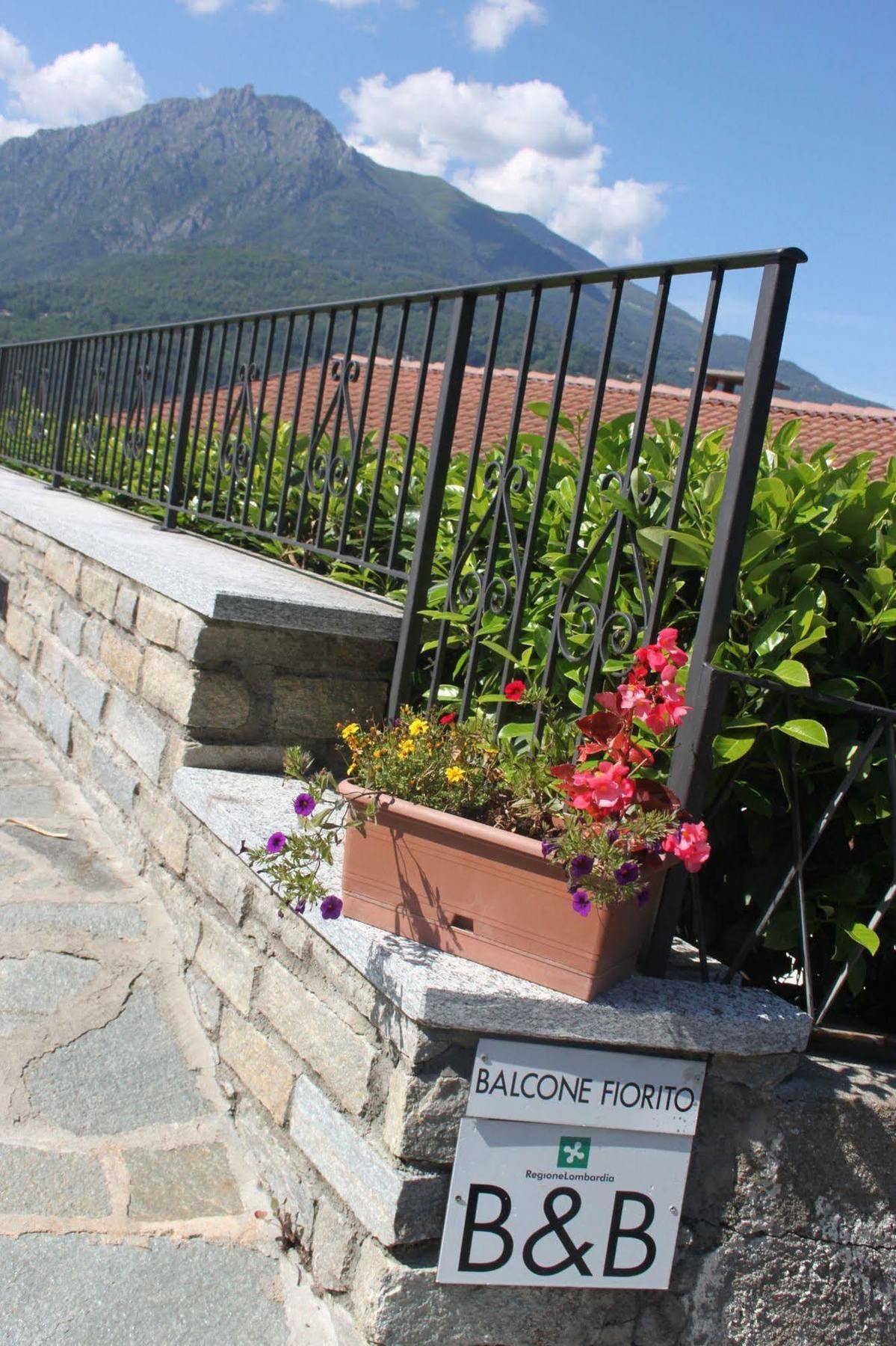 Balcone Fiorito Bed & Breakfast Menaggio Luaran gambar