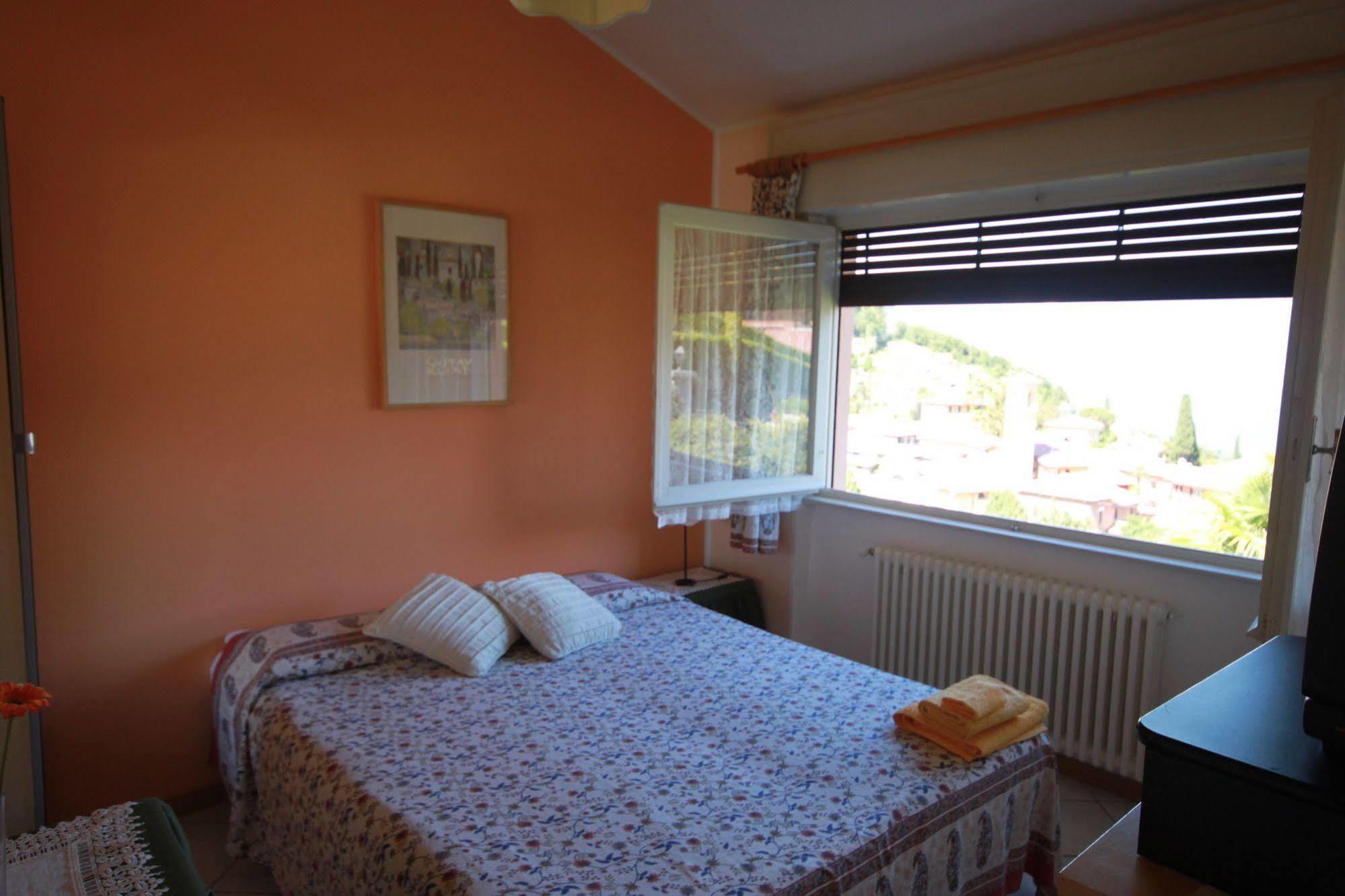 Balcone Fiorito Bed & Breakfast Menaggio Luaran gambar